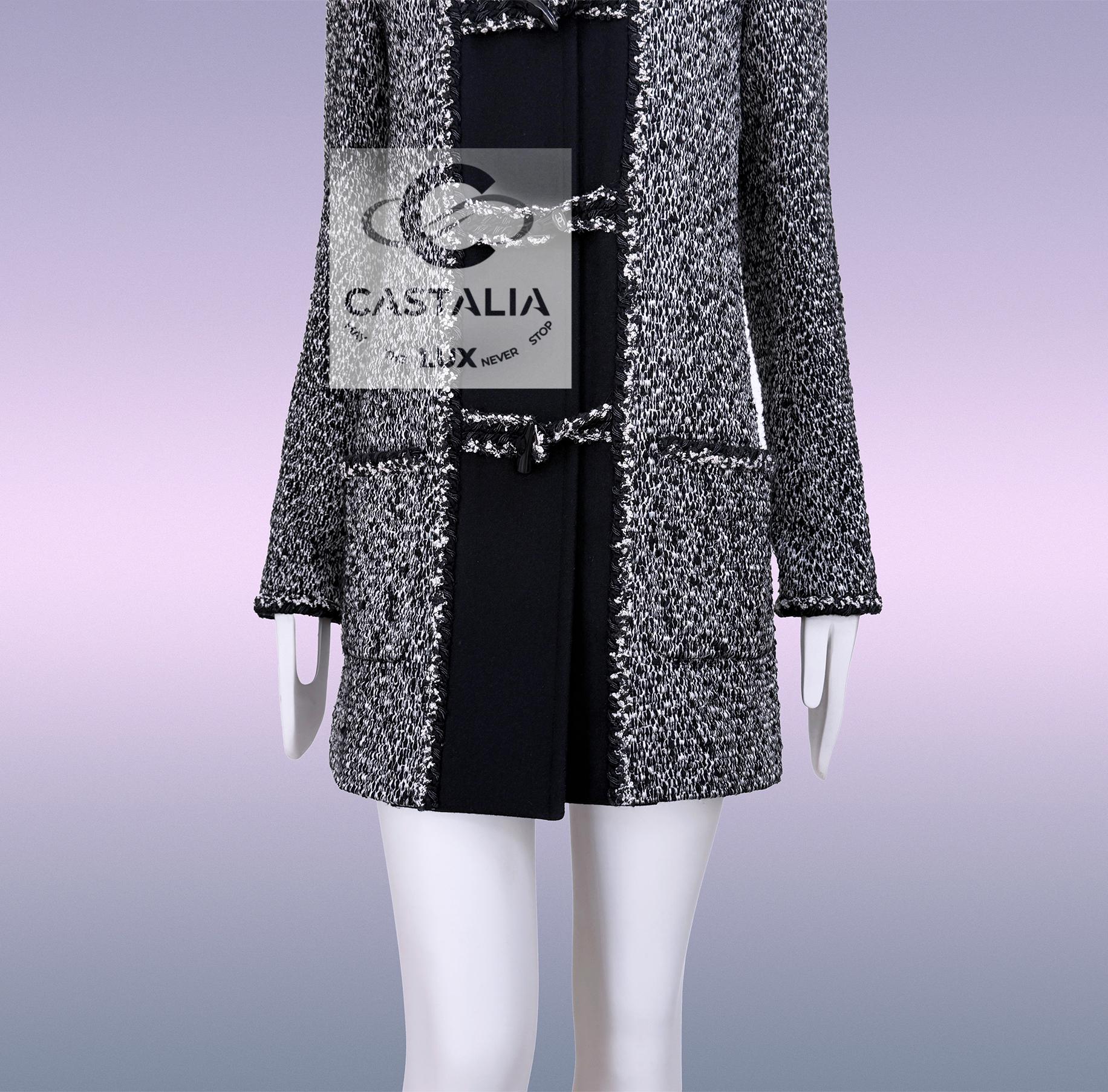 CHANEL 9K$ Laufsteg Marmor Tweed Parka Mantel 38 FR im Angebot 9