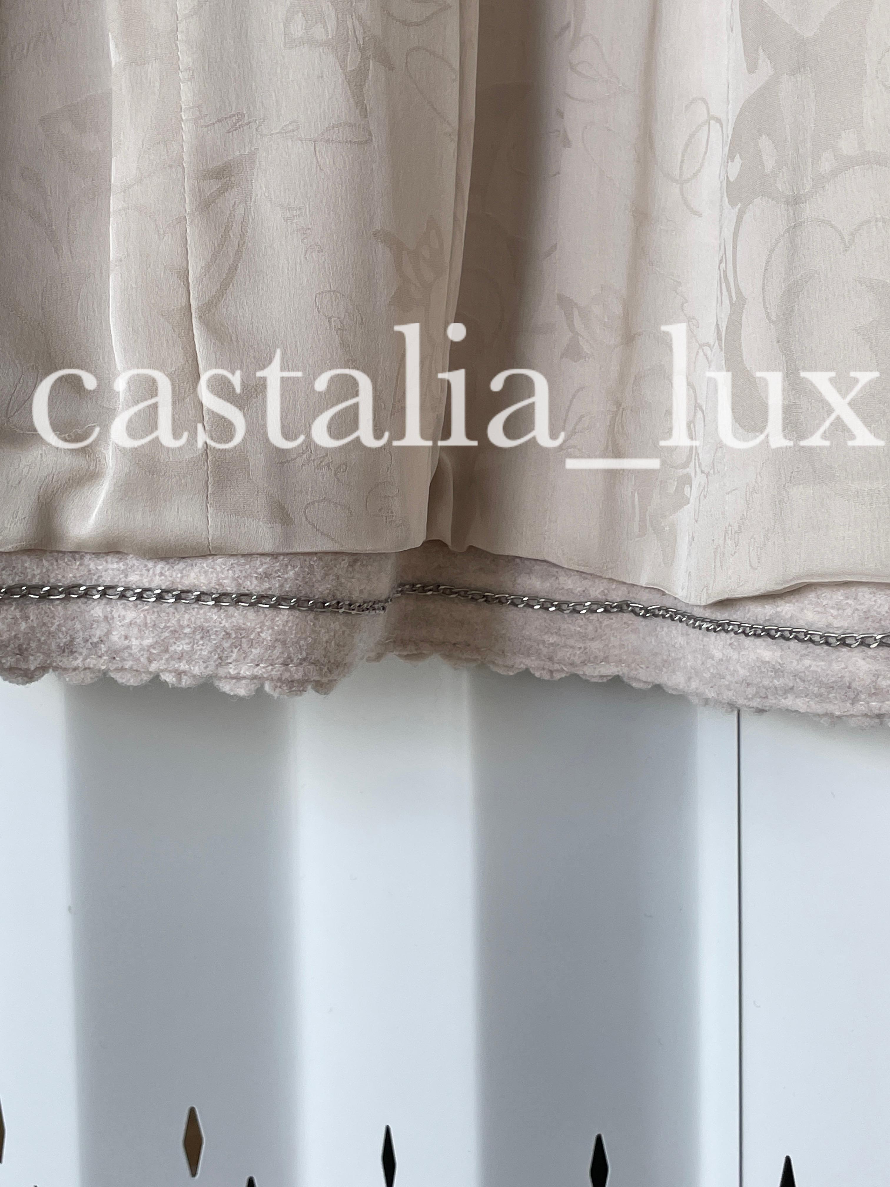 Chanel 9K$ Runway Paris / Dallas Beige Tweed Jacke 36 FR im Angebot 10