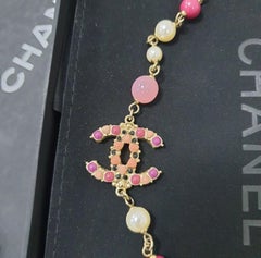 CHANEL A12P Rosa lange Halskette
