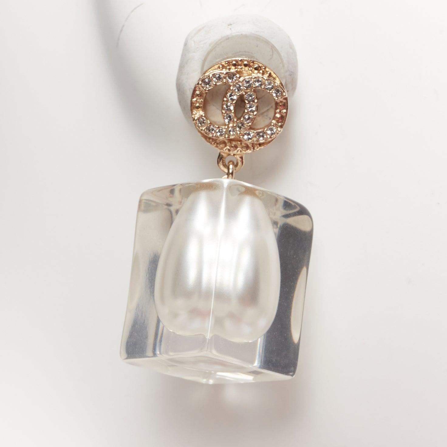 CHANEL A19K CC crystal clear acrylic encased white pearl pin earrings Pair For Sale 1