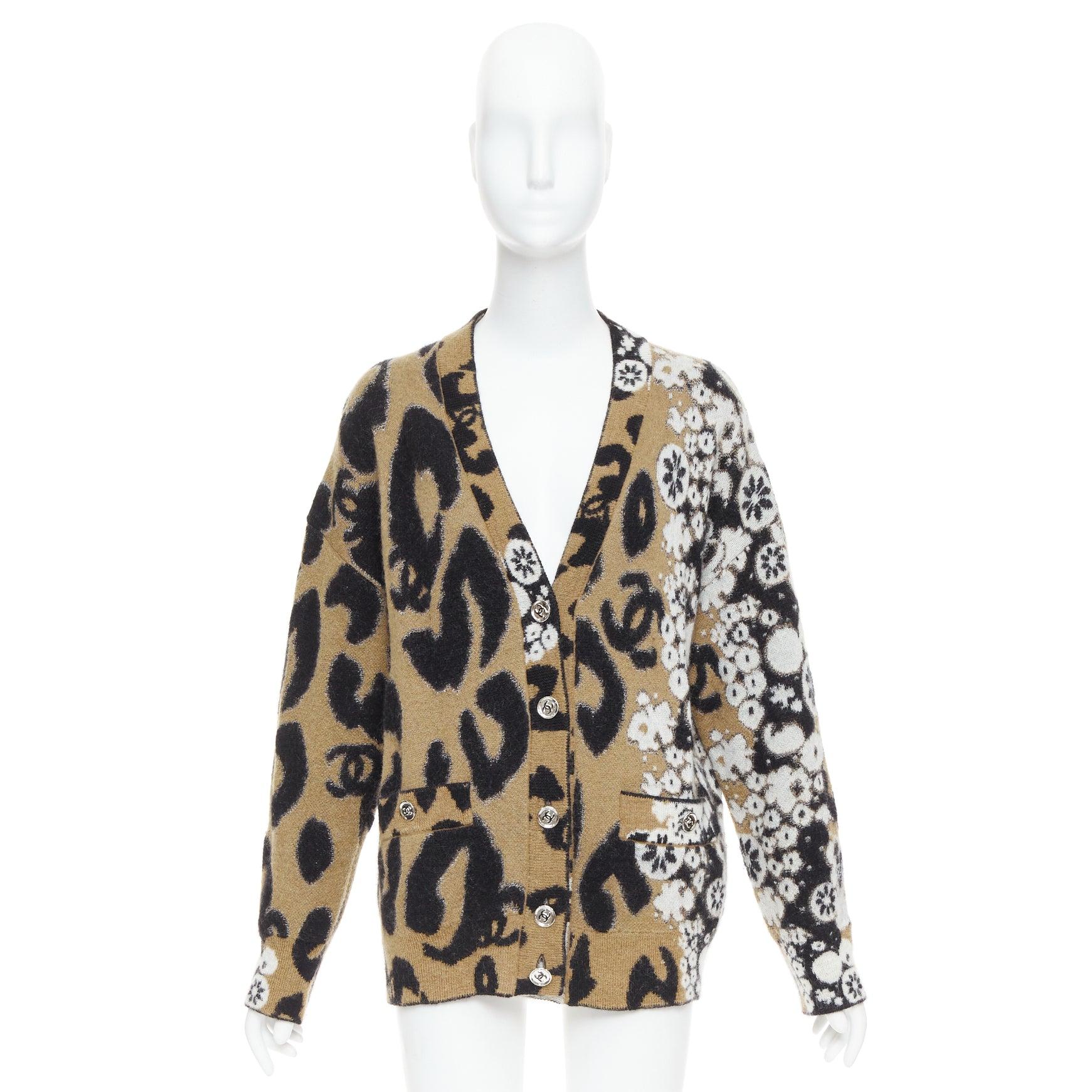 CHANEL A23 Runway braun schwarz CC Logo Kaschmir-Mohair Strickjacke FR40 L im Angebot 5