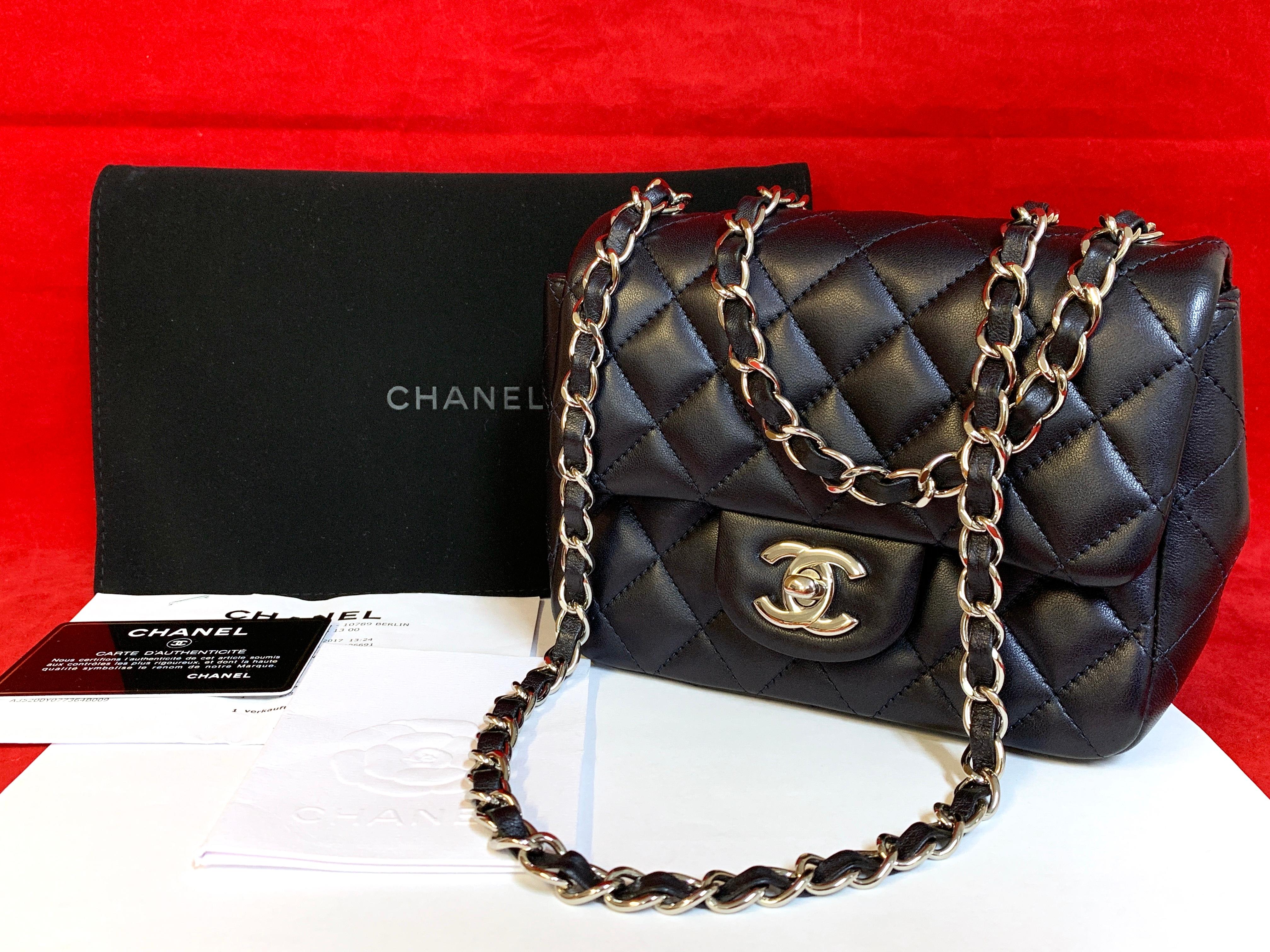 CHANEL mini flap Bag square made of navy blue quilted lambskin.

The bag is in a very good condition and has minimal signs of use.

The delivery includes:
- Chanel mini flap bag 
- Dustbag
- Original CHANEL bill of 2017
- warranty