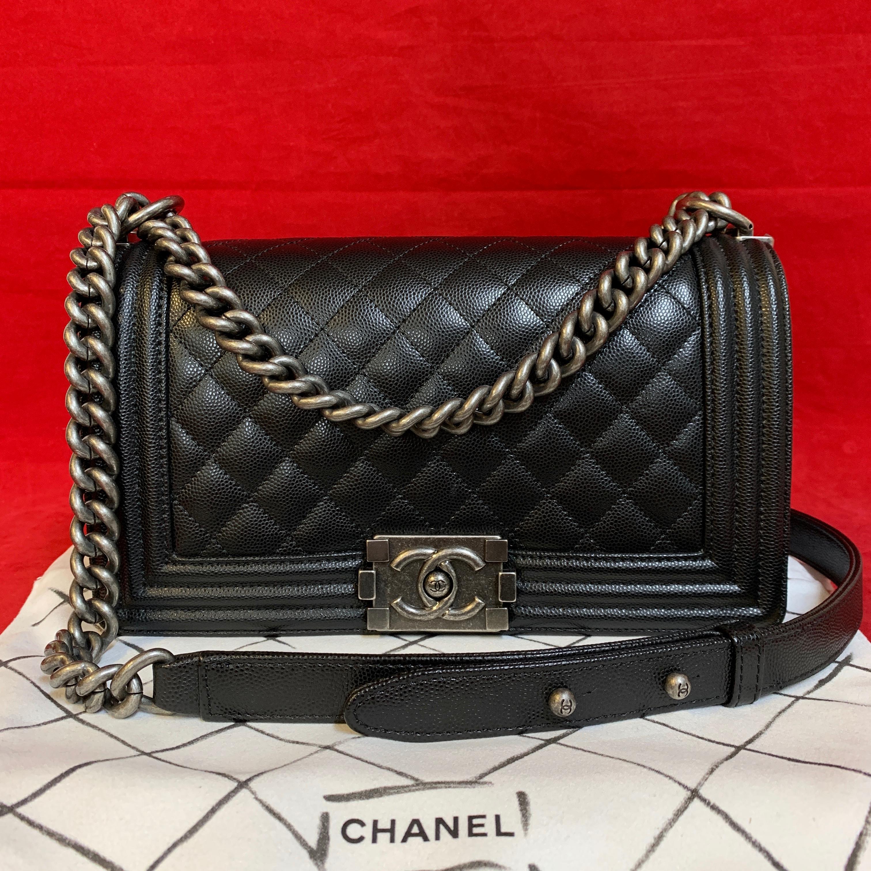 a67086 chanel