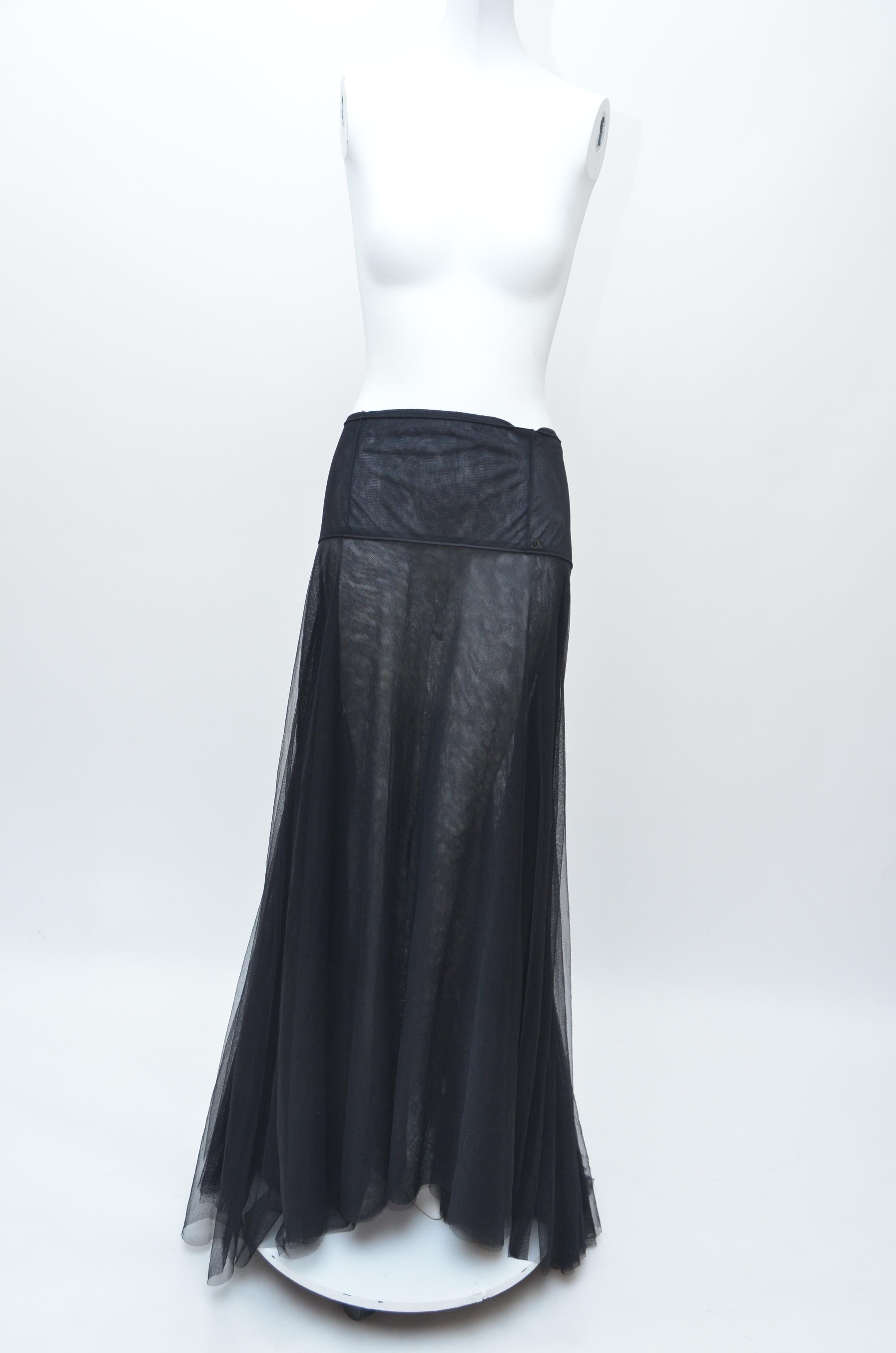 CHANEL  A'99 Black Tulle Set Skirt Jacket Size 42 In Good Condition In New York, NY