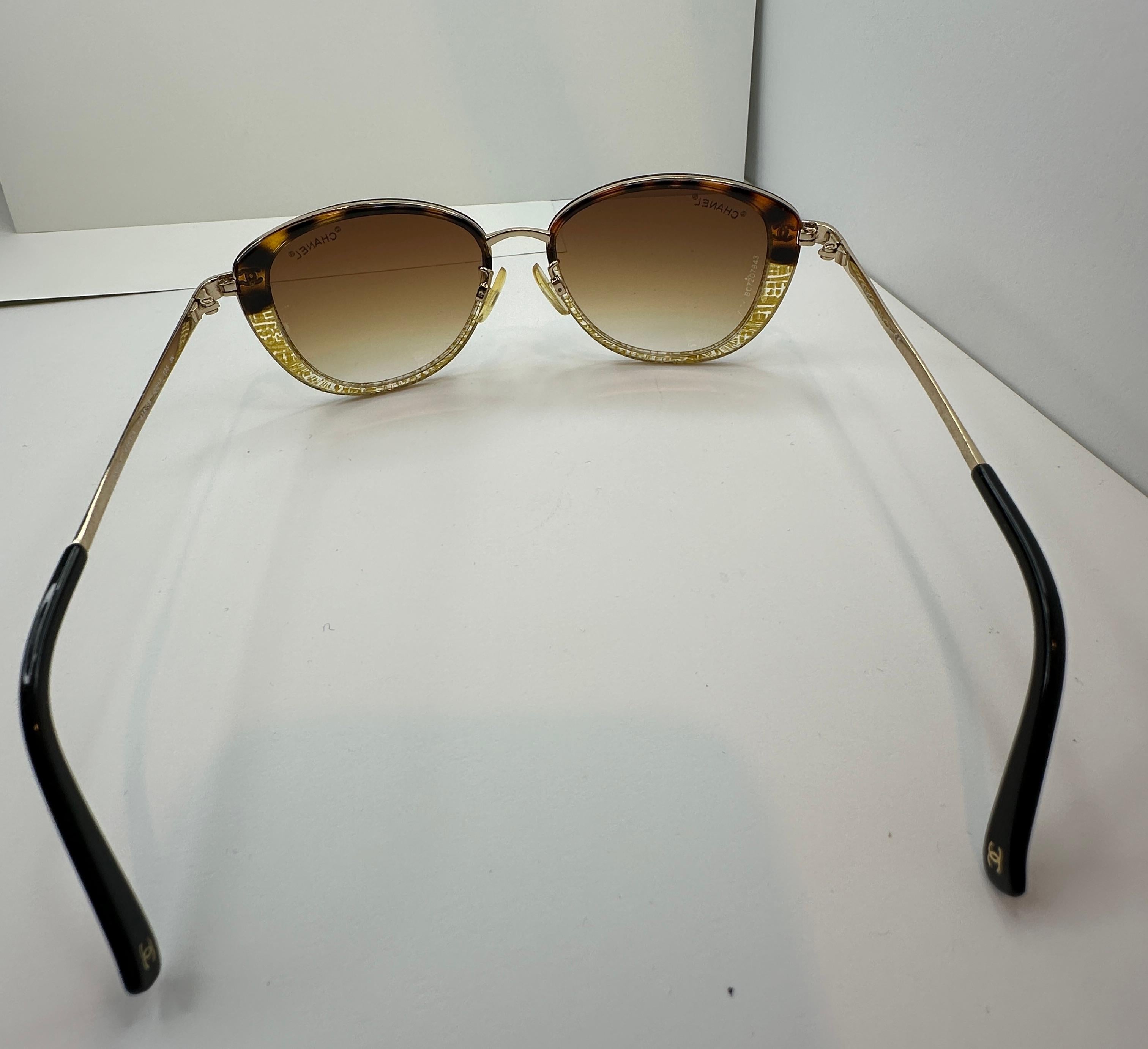 Chanel Abstract Gold and Tortoise Shell Accented With Gold Hardware Sunglasses For Sale 6