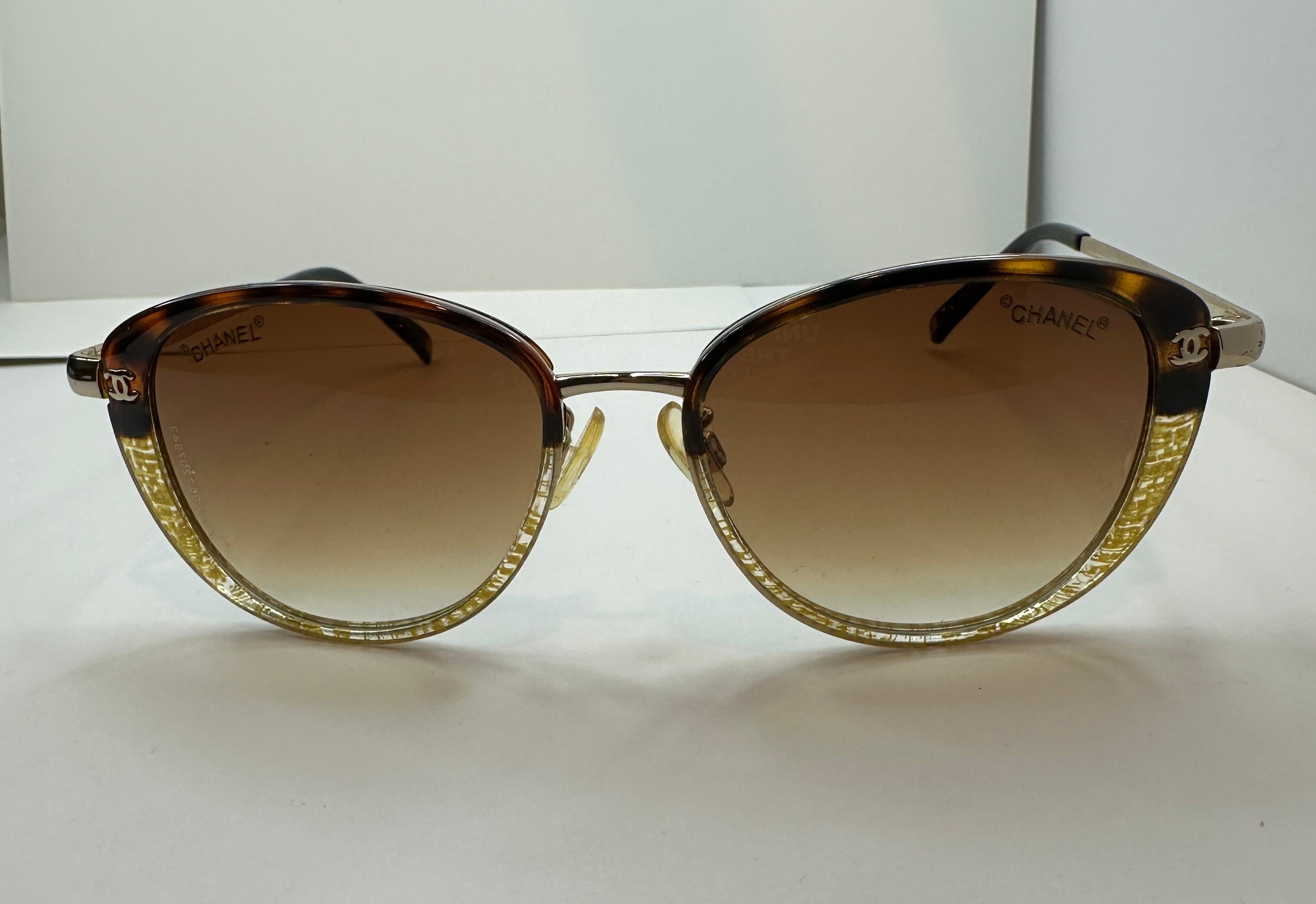 Chanel Abstract Gold and Tortoise Shell Accented With Gold Hardware Sunglasses For Sale 2