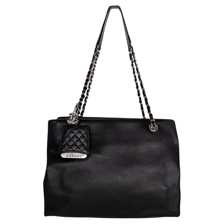 Chanel Lambskin Shopping Handbag - 85 For Sale on 1stDibs