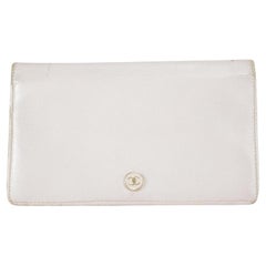 Chanel Actually Pink Long Lavendar Cc Button Line Flap 2ck1216 Wallet