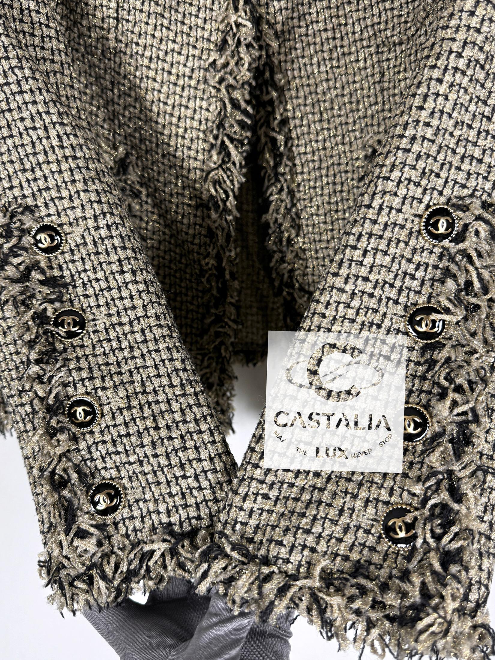 Chanel Ad Campaign Schimmernde Tweed-Jacke 38 FR im Angebot 5