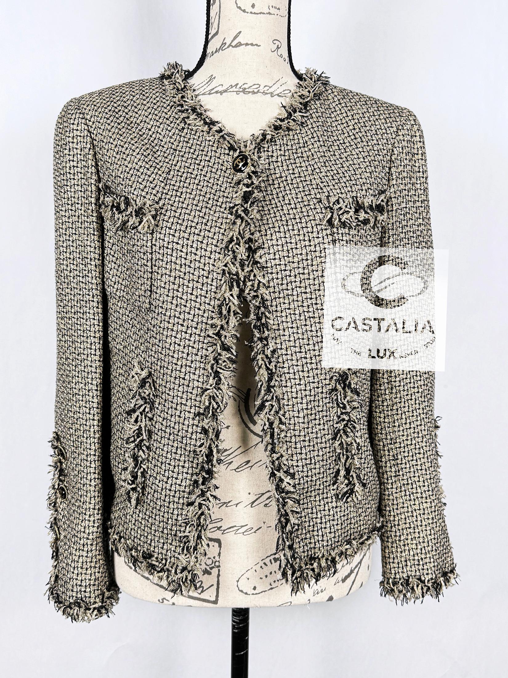 Chanel Ad Campaign Schimmernde Tweed-Jacke 38 FR im Angebot 7