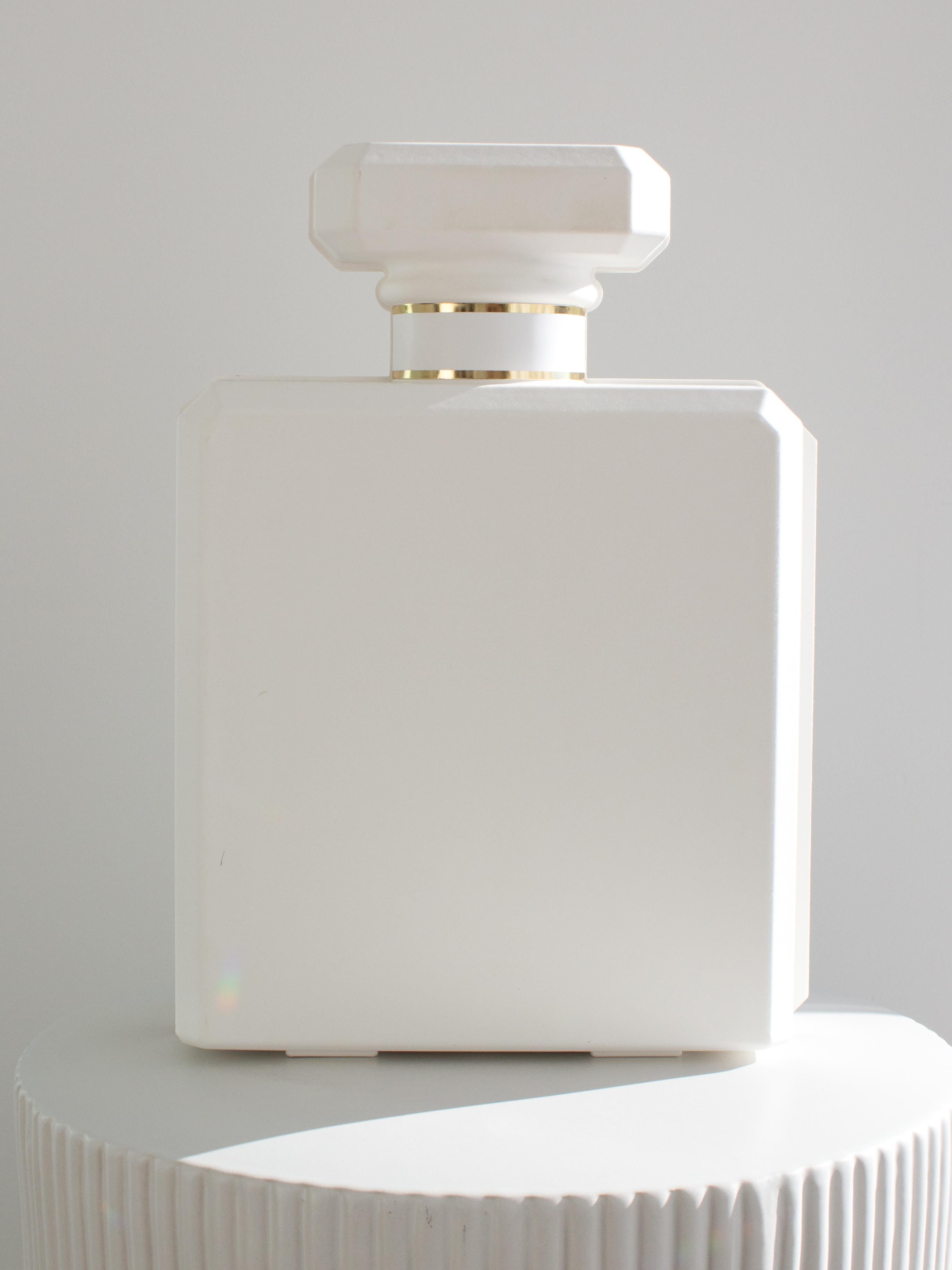 Chanel Advent Calendar Christmas édition limitée N5, pièce de collection du 100e anniversaire en vente 3