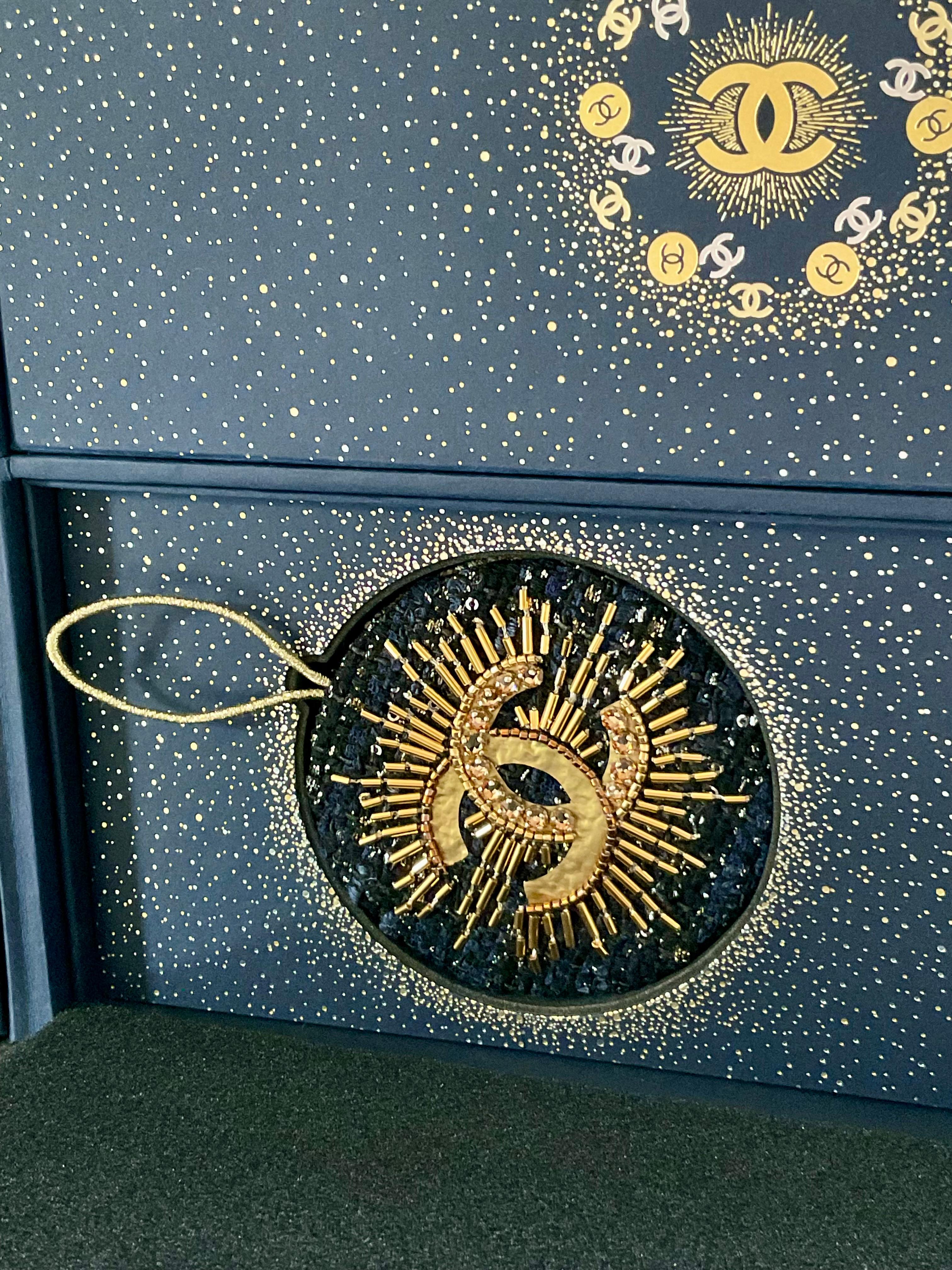 Chanel Advent Calendar Christmas Ultra-Rare Worldwide Exclusive 2025 im Angebot 9