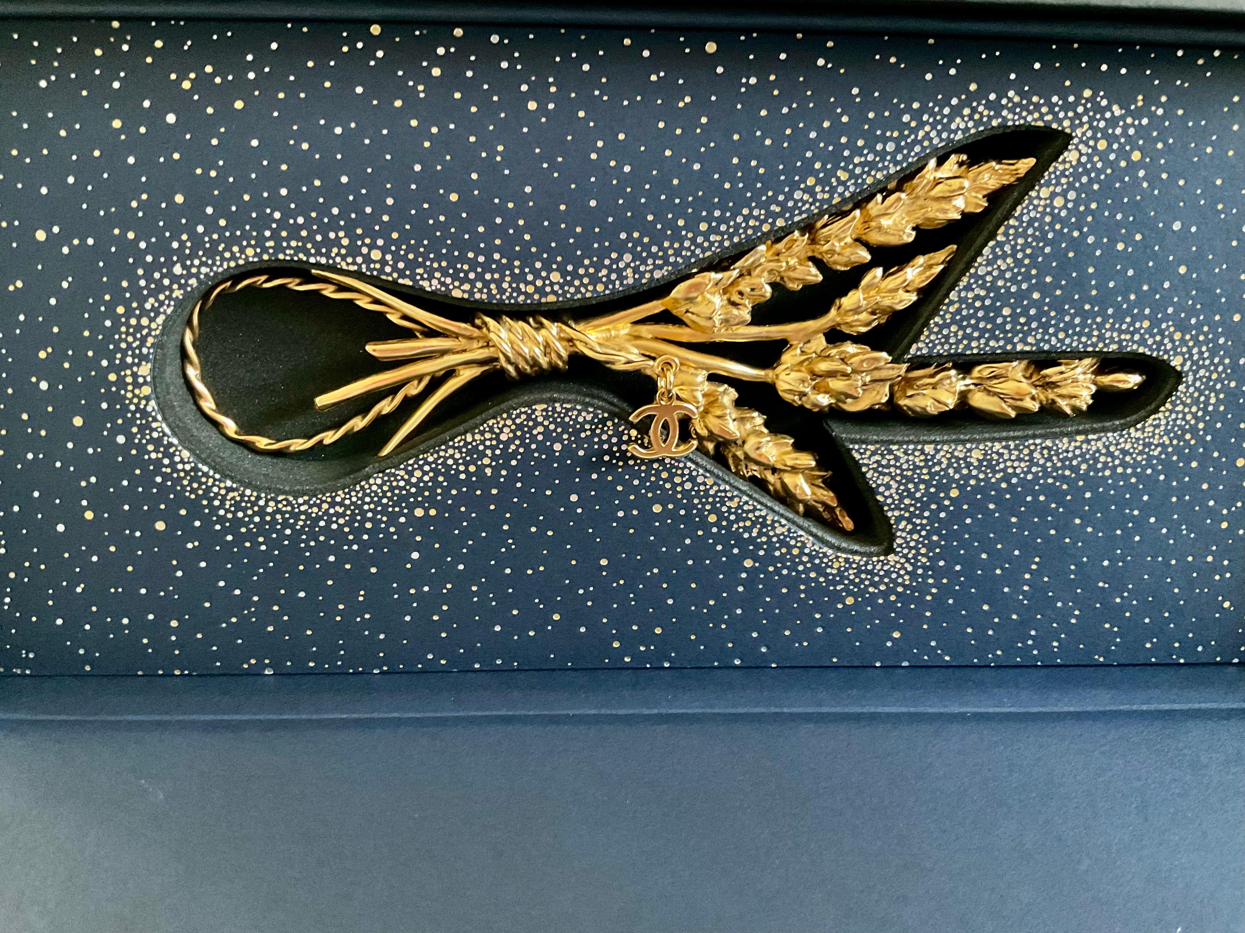 Chanel Advent Calendar Christmas Ultra-Rare Worldwide Exclusive 2025 im Angebot 1