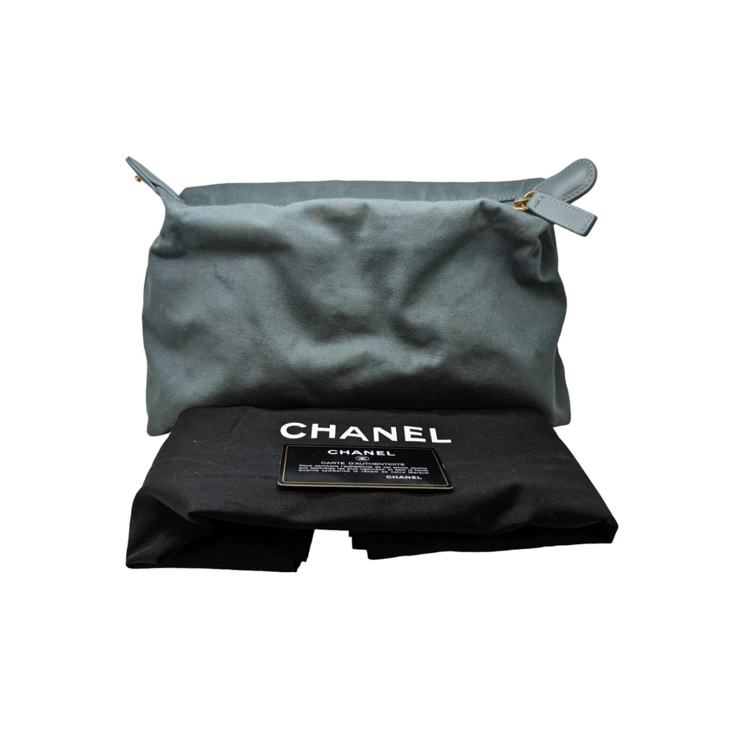 Chanel - Grand sac de shopping Coco Allure en cuir de veau vieilli en vente 4