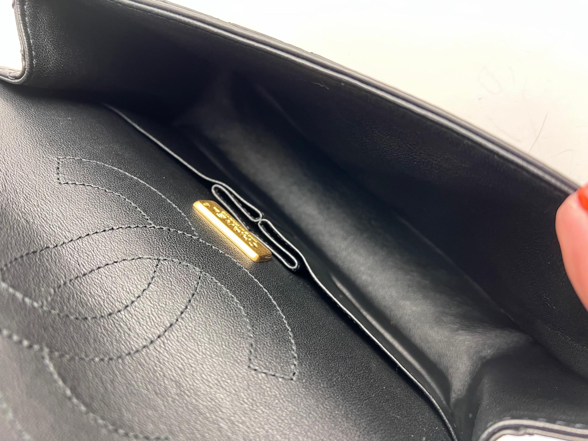 Chanel Aged Calfskin Quilted Casino 2.55 Reissue 225 Flap Black Shoulder Bag For Sale 12
