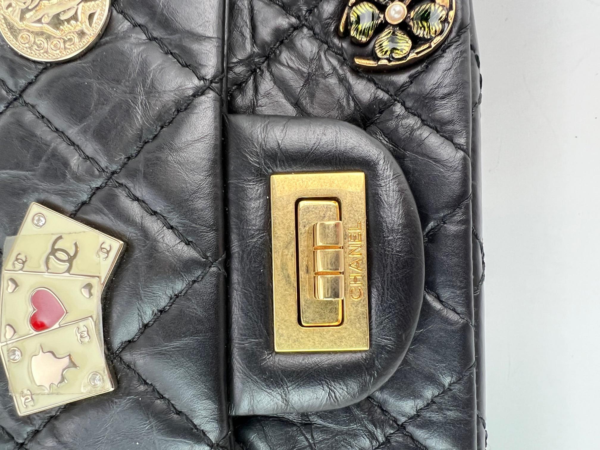 Chanel Aged Calfskin Quilted Casino 2.55 Reissue 225 Flap Black Shoulder Bag For Sale 15
