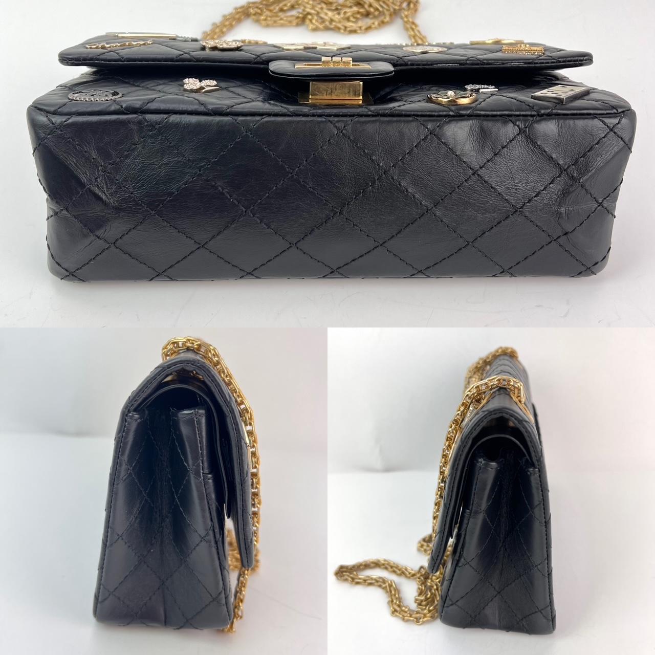 Chanel Aged Calfskin Quilted Casino 2.55 Reissue 225 Flap Black Shoulder Bag For Sale 1
