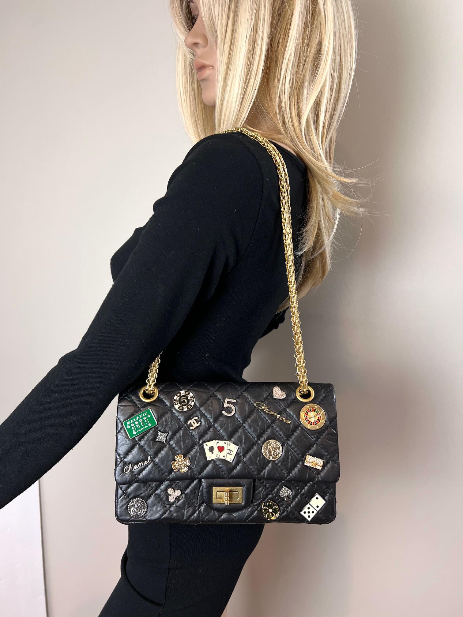 Chanel Aged Calfskin Quilted Casino 2.55 Reissue 225 Flap Black Shoulder Bag For Sale 4