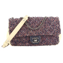 Chanel Aged Chain CC Klappentasche aus gestepptem Tweed Medium