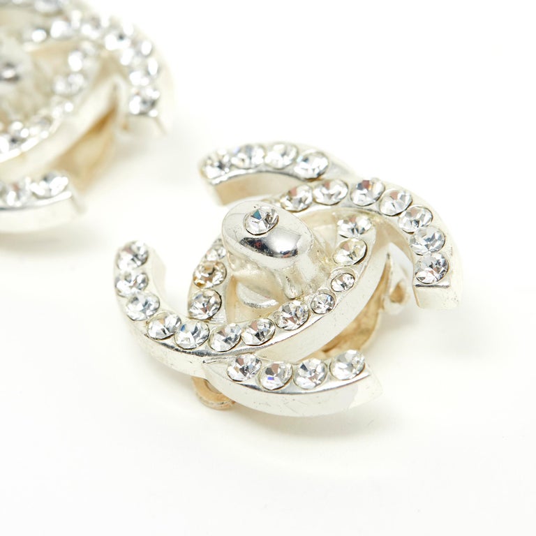 Chanel CC Silver Rhinestone Clip-On Earrings 03A 136262 Chanel CC Silver Rhinestone Clip-On Earrings 03A – AMORE  main image 4