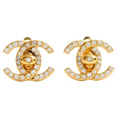 Chanel AH1996 Boucles Clips CC Turnlock Clip on Golden Earrings with Rhinestones