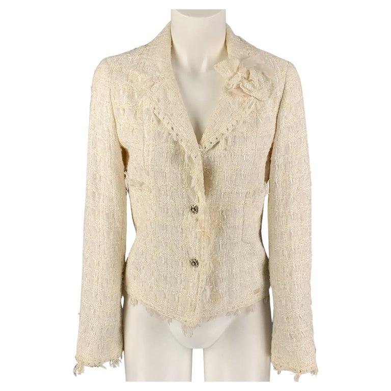 CHANEL AL639 05C Size 4 Cream Boucle Cotton Blend Jacket For Sale