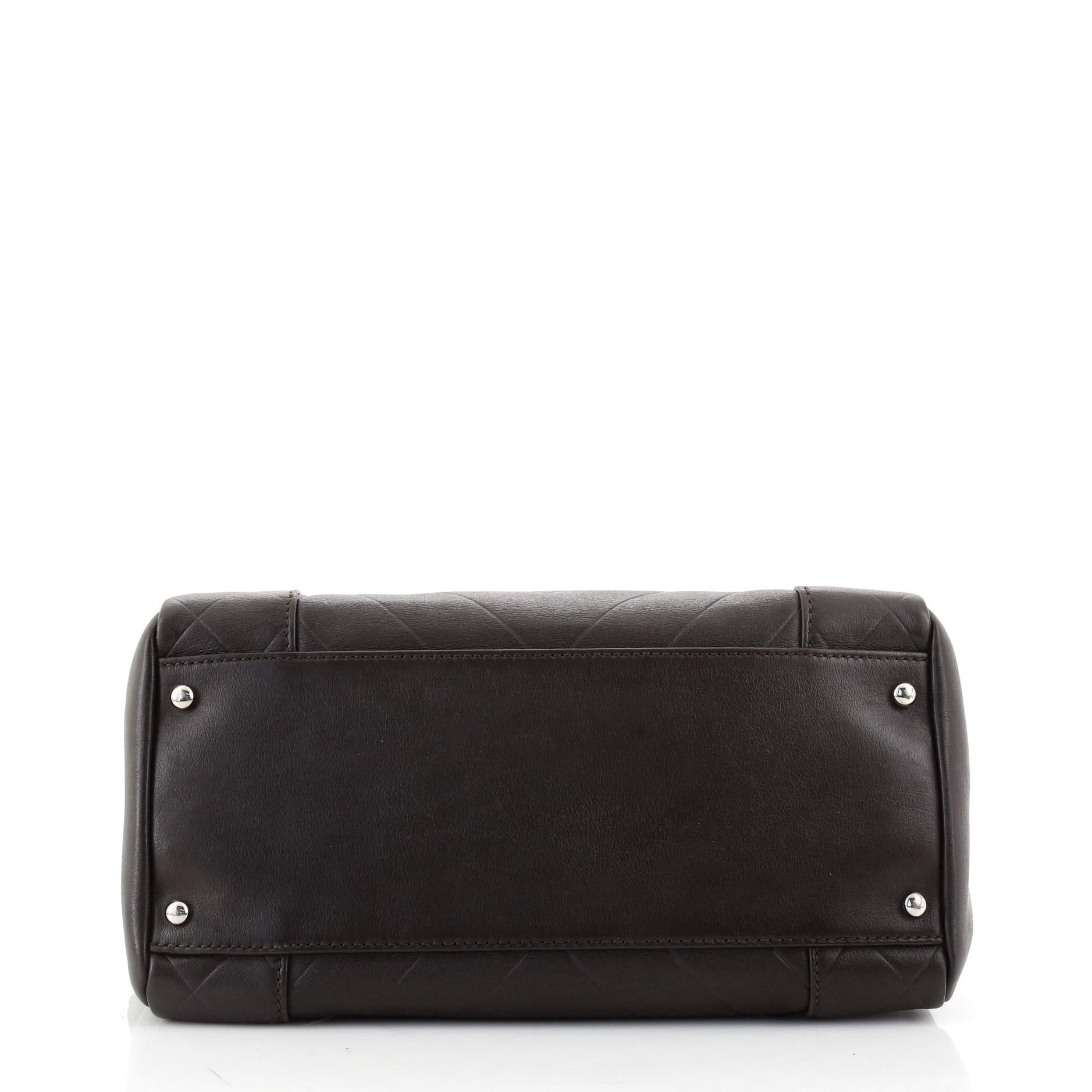 Chanel All Day Long Bowler Tasche Chevron Leder Medium für Damen oder Herren
