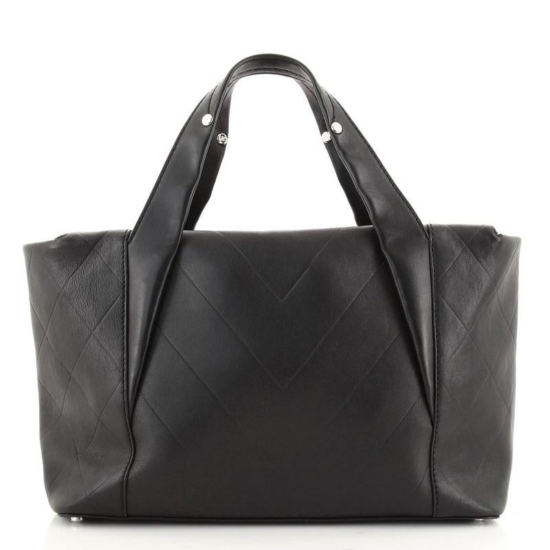 Chanel All Day Long Tote Chevron Leather Medium In Good Condition In NY, NY