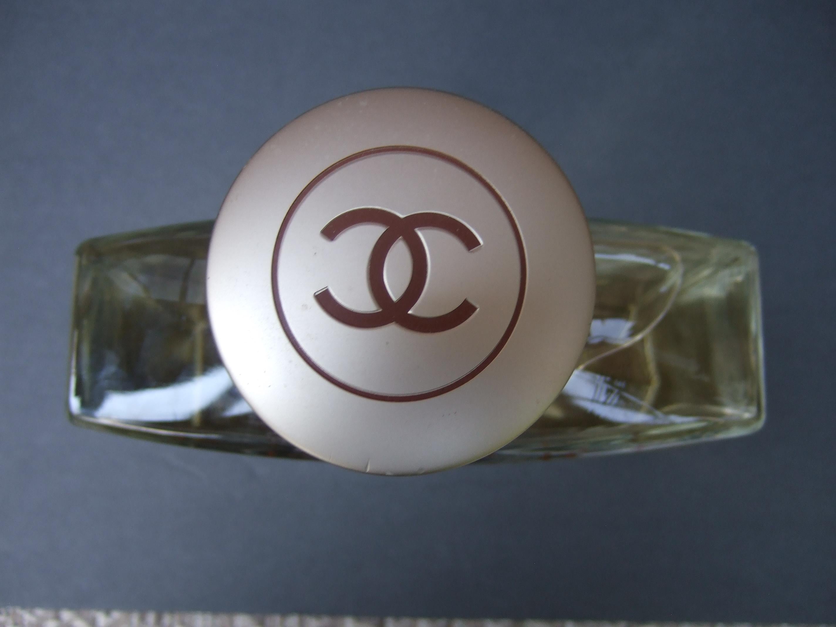Chanel Allure Homme Riesige Glas-Attrappen-Display-Flasche  21. c  im Zustand „Gut“ im Angebot in University City, MO