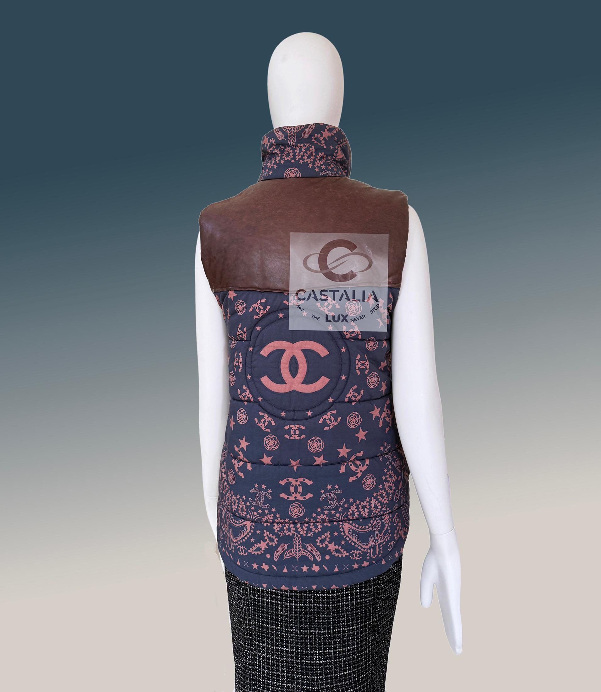 Gilet Chanel American Mythos CC Logo Relic 34 FR in vendita 5