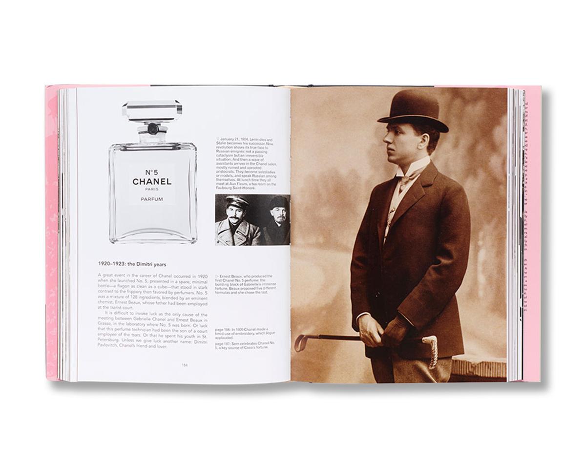Chanel und ihr Weltbuch von Edmonde Charles-Roux (21. Jahrhundert und zeitgenössisch) im Angebot