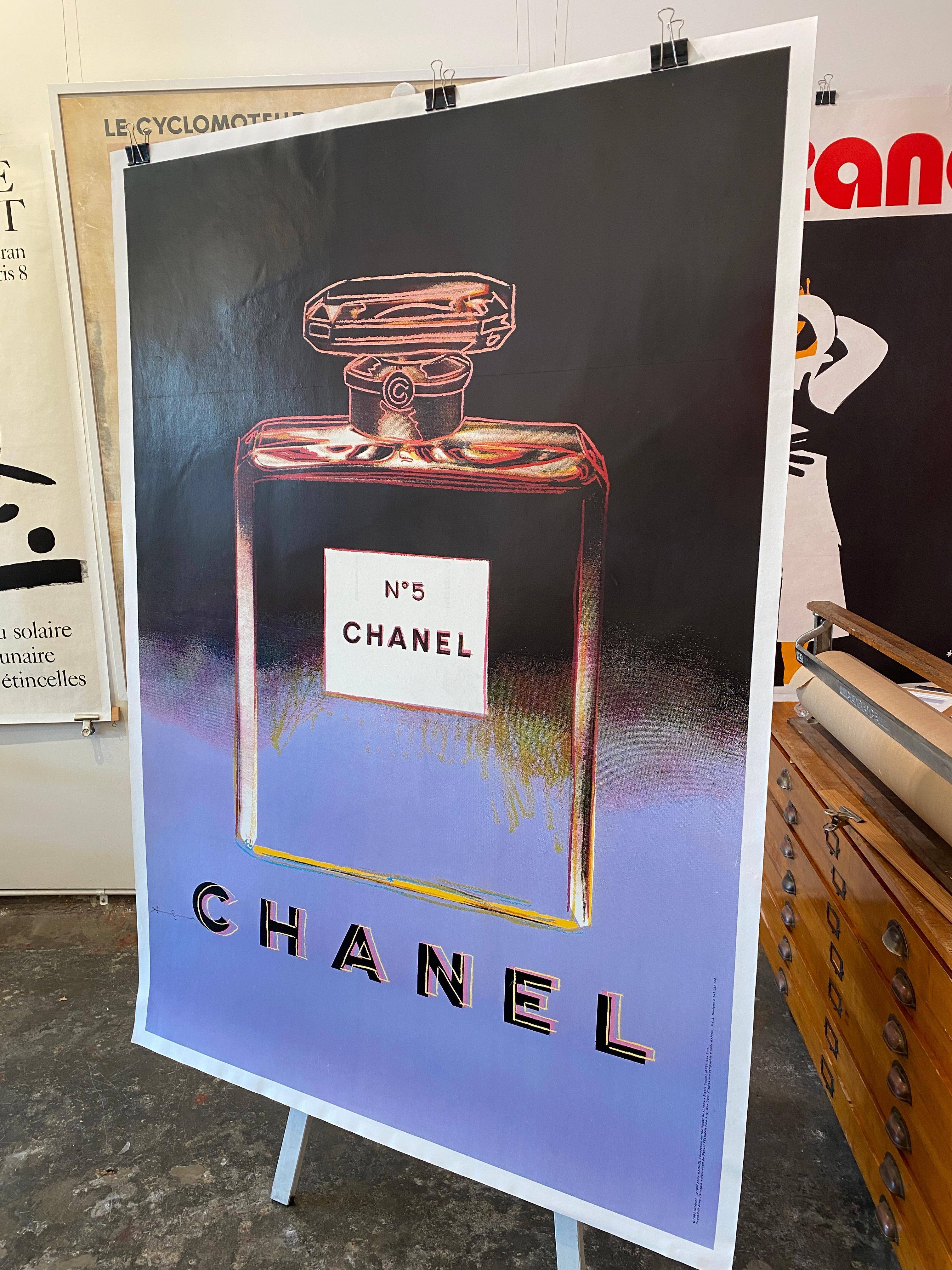 Chanel Andy Warhol Lila Poster im Angebot 3