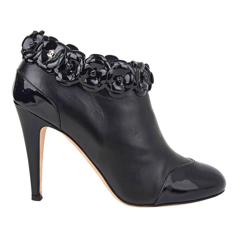 Replica Chanel Ankle Boots in Patent Calfskin with Patent Toe G38218 B