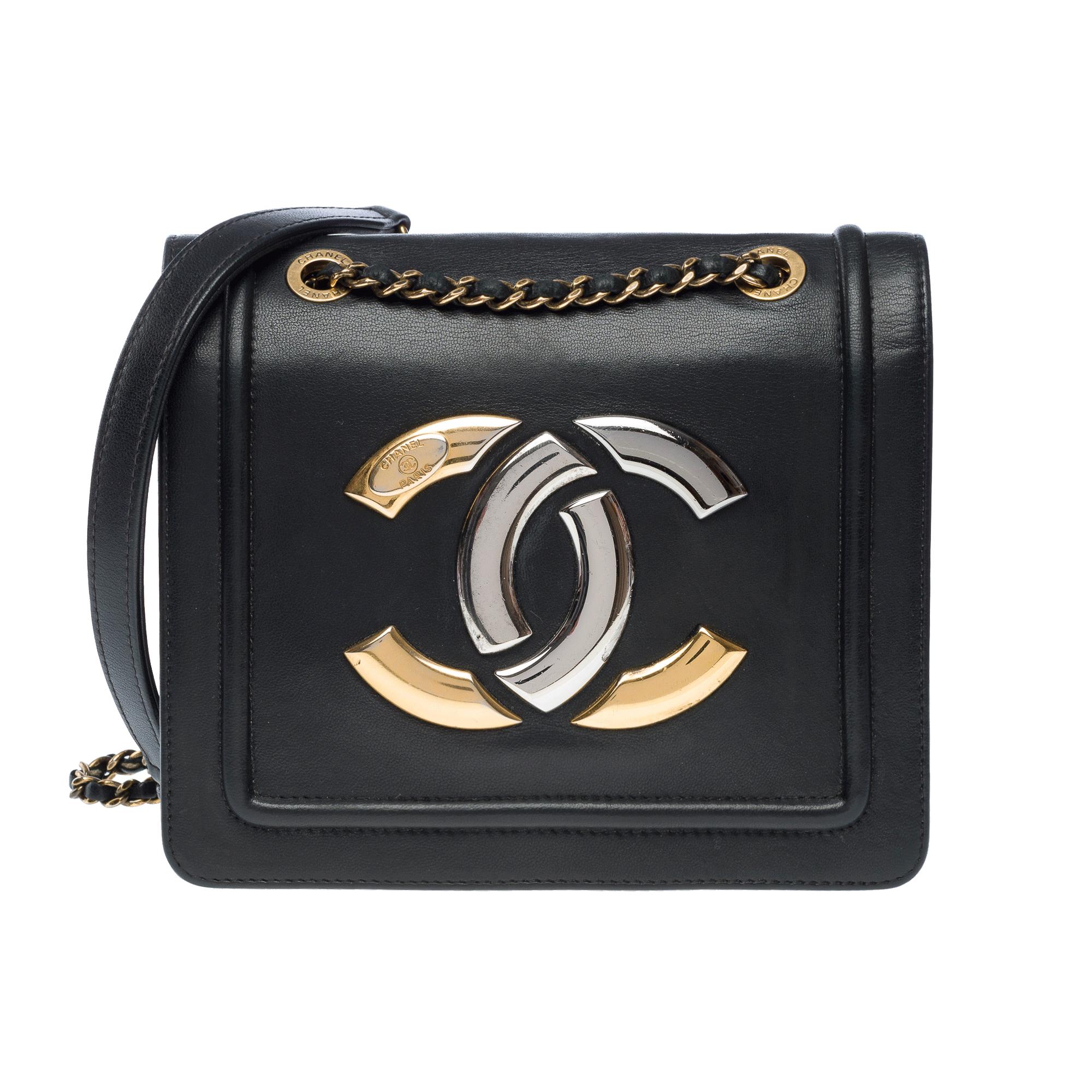 Chanel  Antico full flap shoulder bag in black lambskin, PGHW In Good Condition For Sale In Paris, IDF