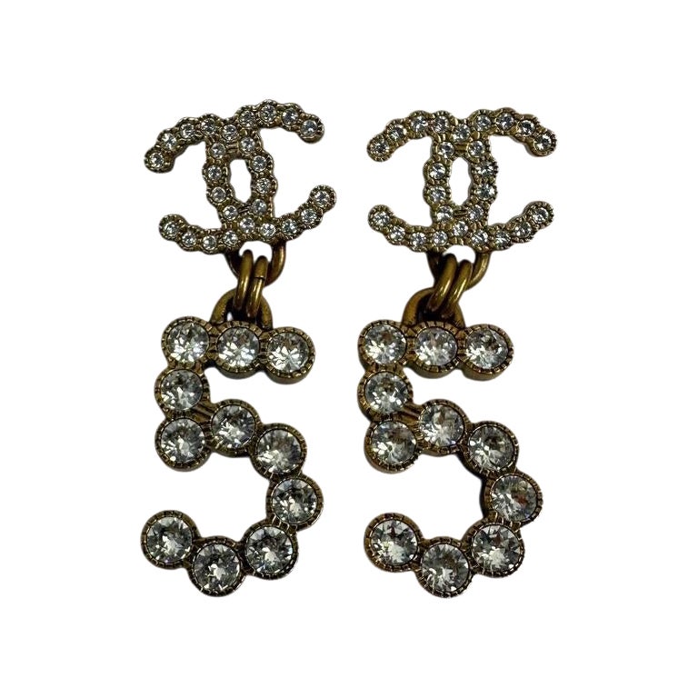 Orecchini a goccia CC No. 5 in oro antico Chanel