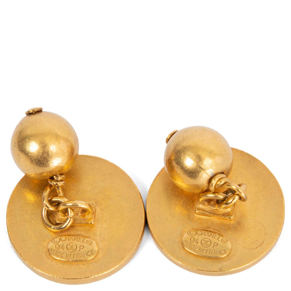 Women's CHANEL antique gold-tone 1994 94P CC ROUND Cuff Links For Sale