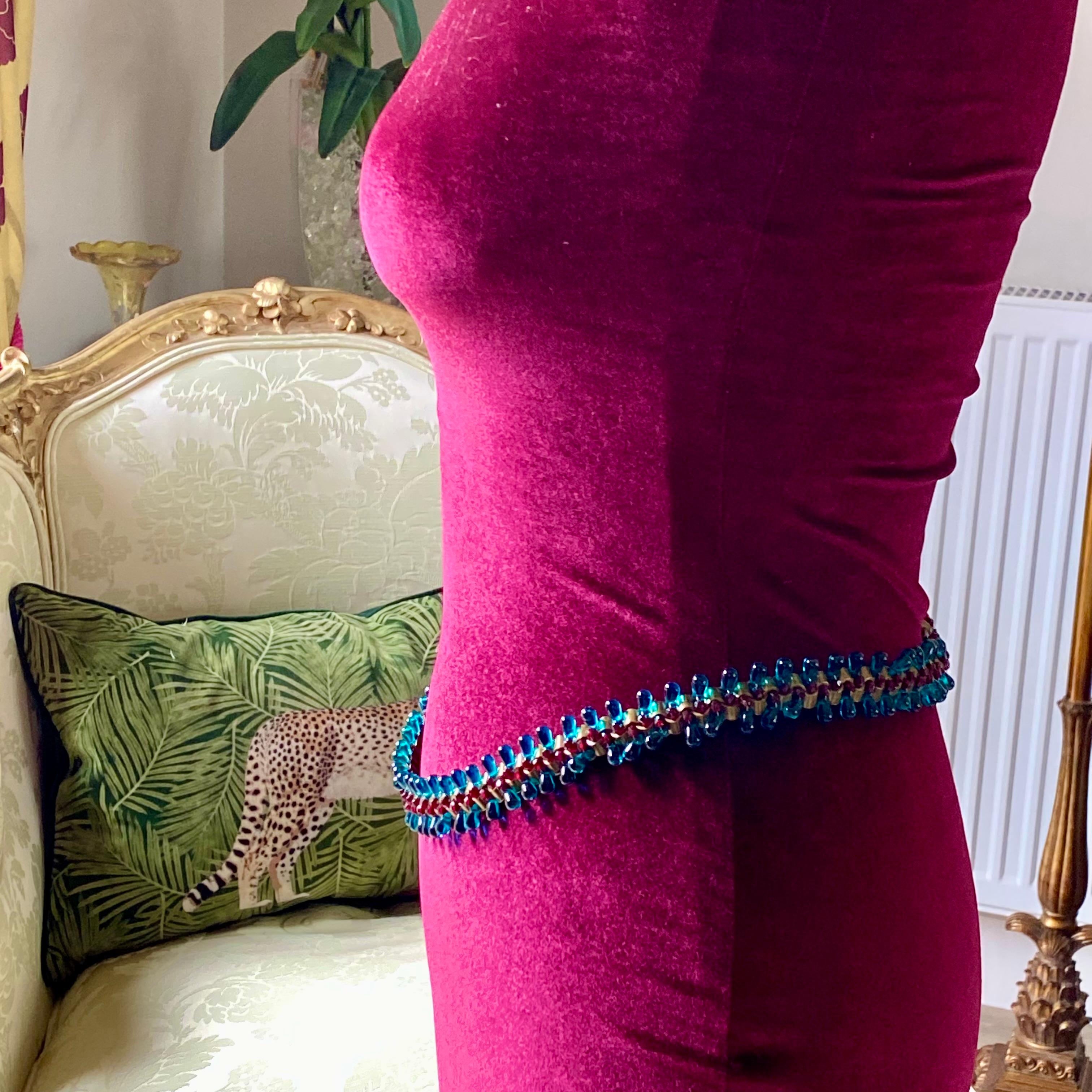 Cintura/collana di perline Chanel color acquamarina in vendita 9