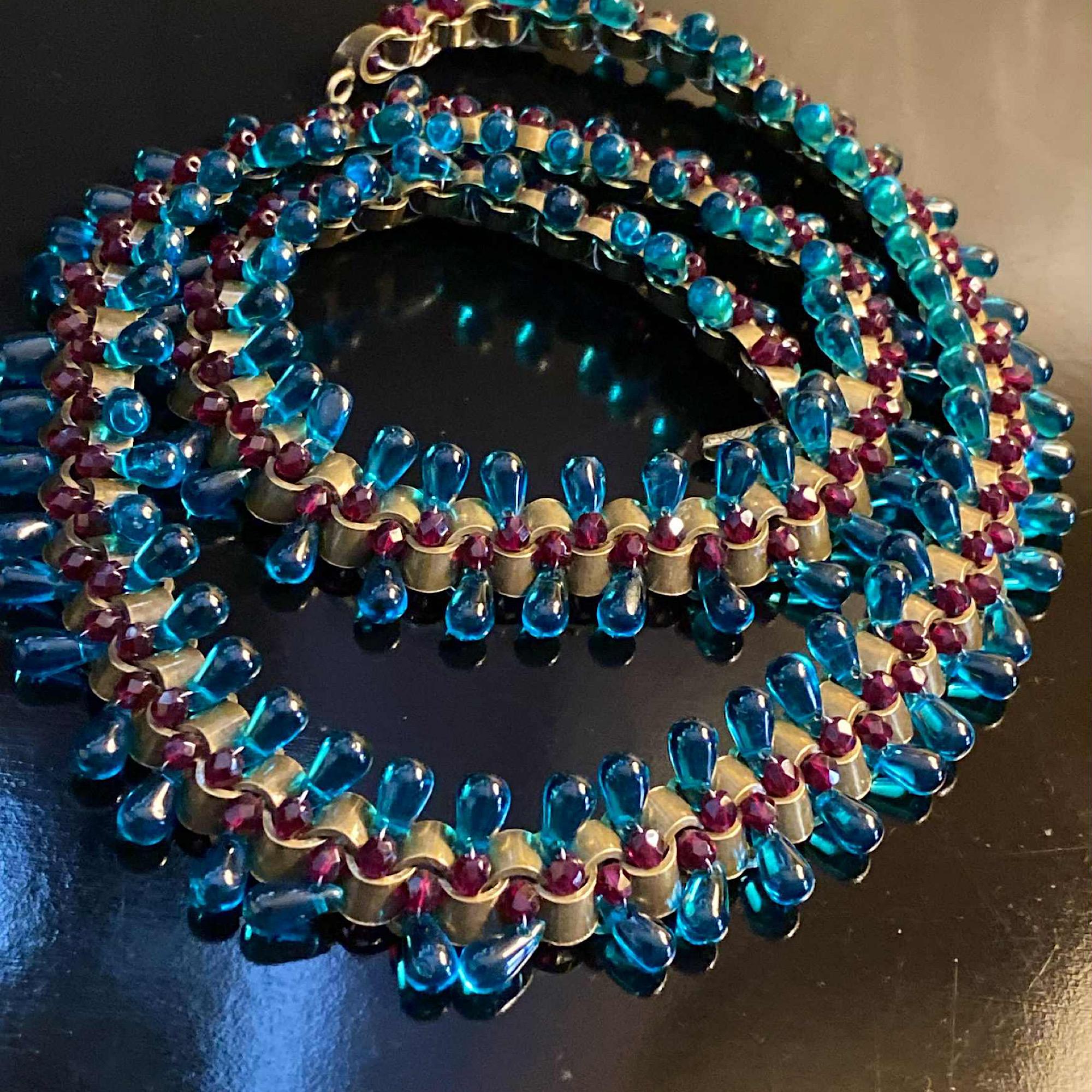 Cintura/collana di perline Chanel color acquamarina in vendita 2