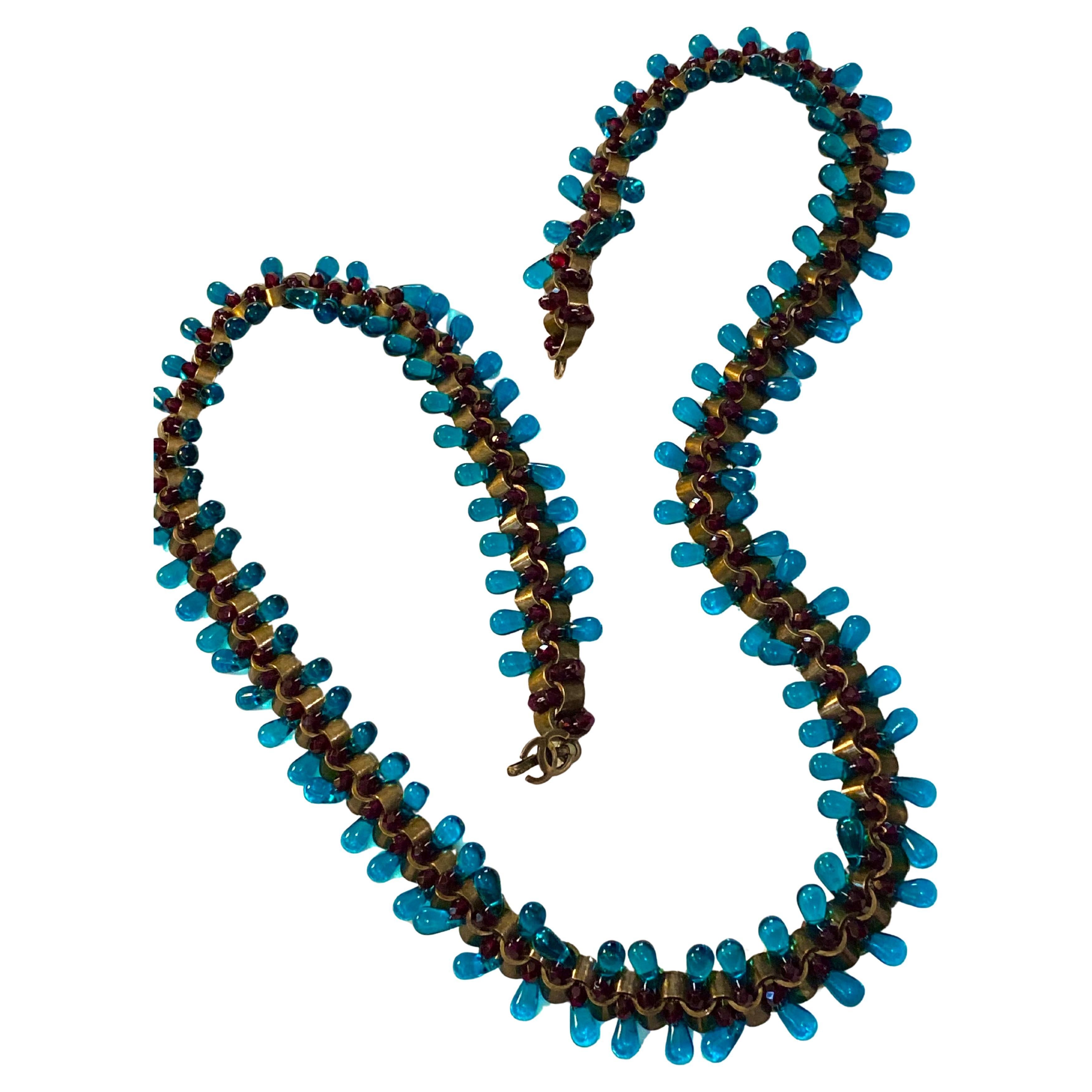 Cintura/collana di perline Chanel color acquamarina in vendita