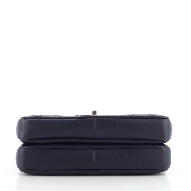 da uomo o donna Chanel Archi Chic Flap Borsa trapuntata in pelle di vitello granulata Media