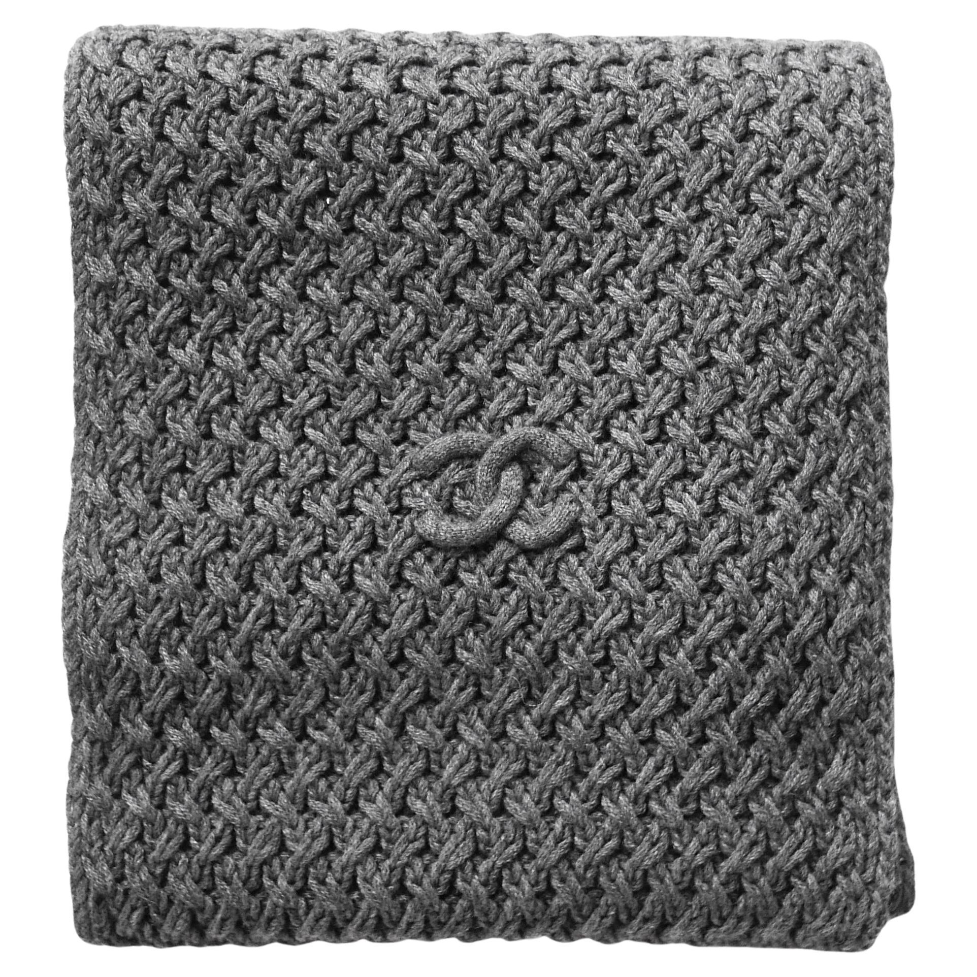 Chanel Archival CC Logo Chunky Grey Cashmere Scarf Stole For Sale