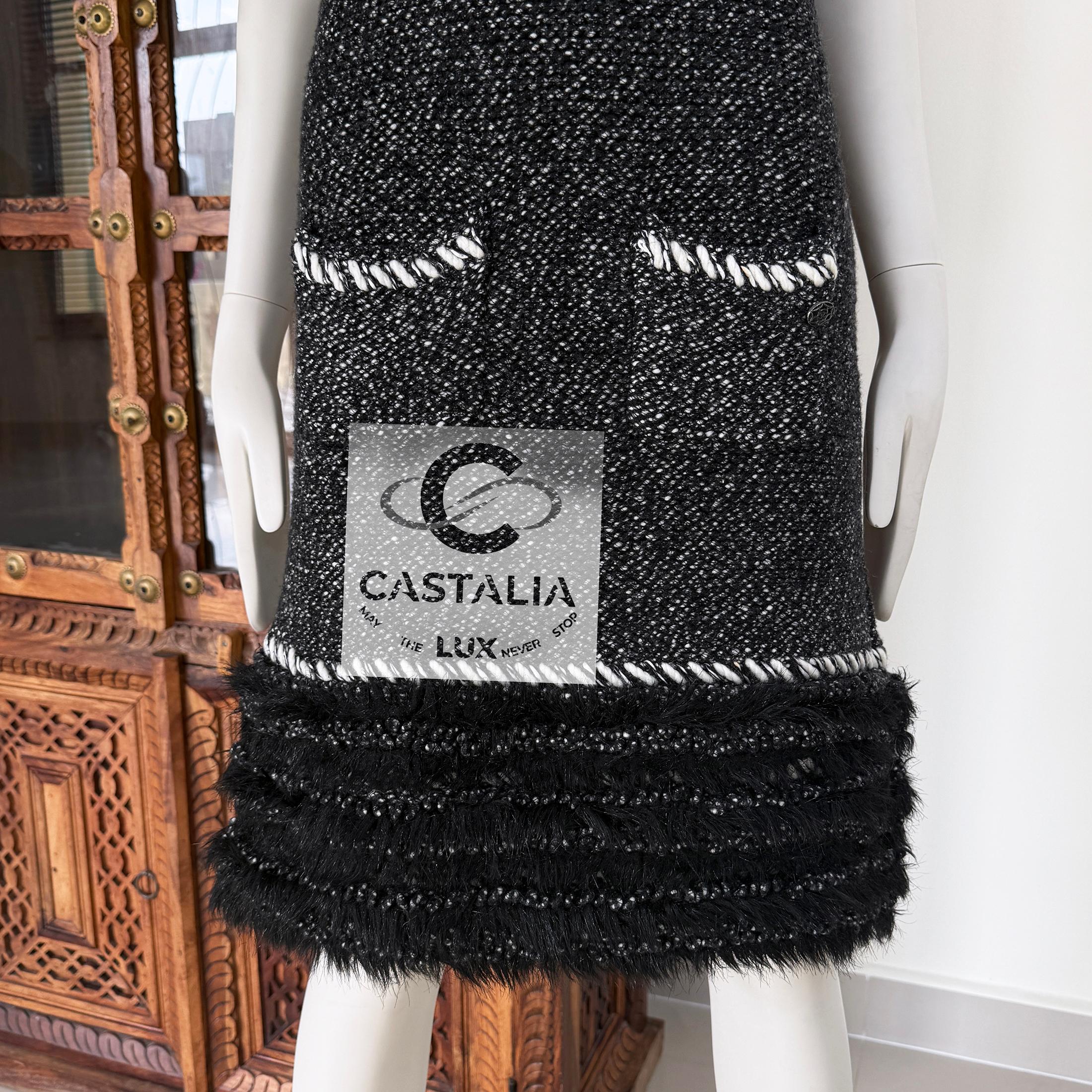 Chanel Arctic Collection Relaxed Style Cashmere Dress 40 FR For Sale 9
