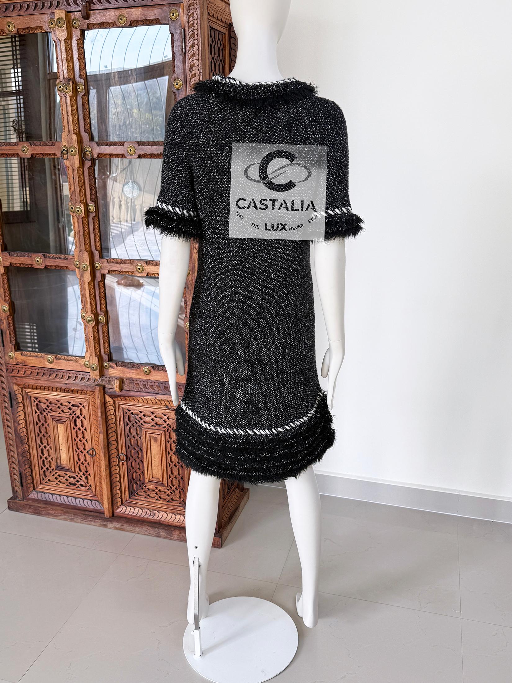 Chanel Arctic Collection Relaxed Style Cashmere Dress 40 FR For Sale 14
