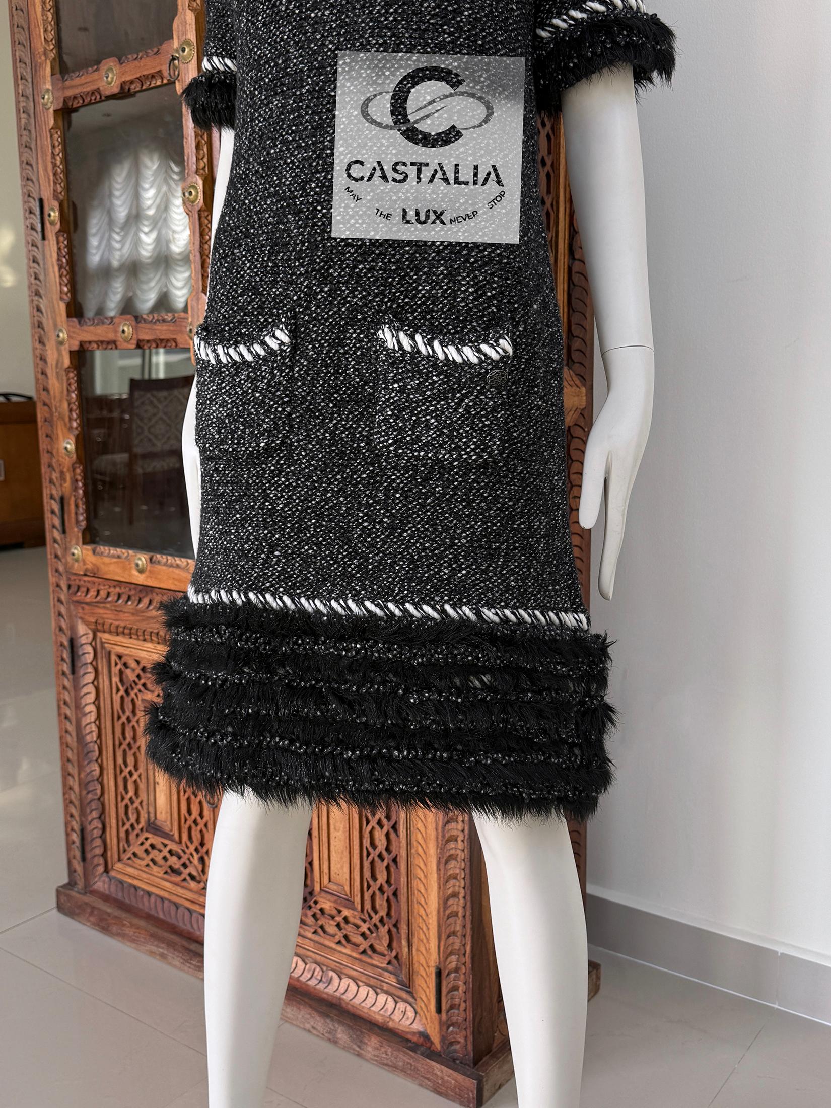 Chanel Arctic Collection Relaxed Style Cashmere Dress 40 FR For Sale 3