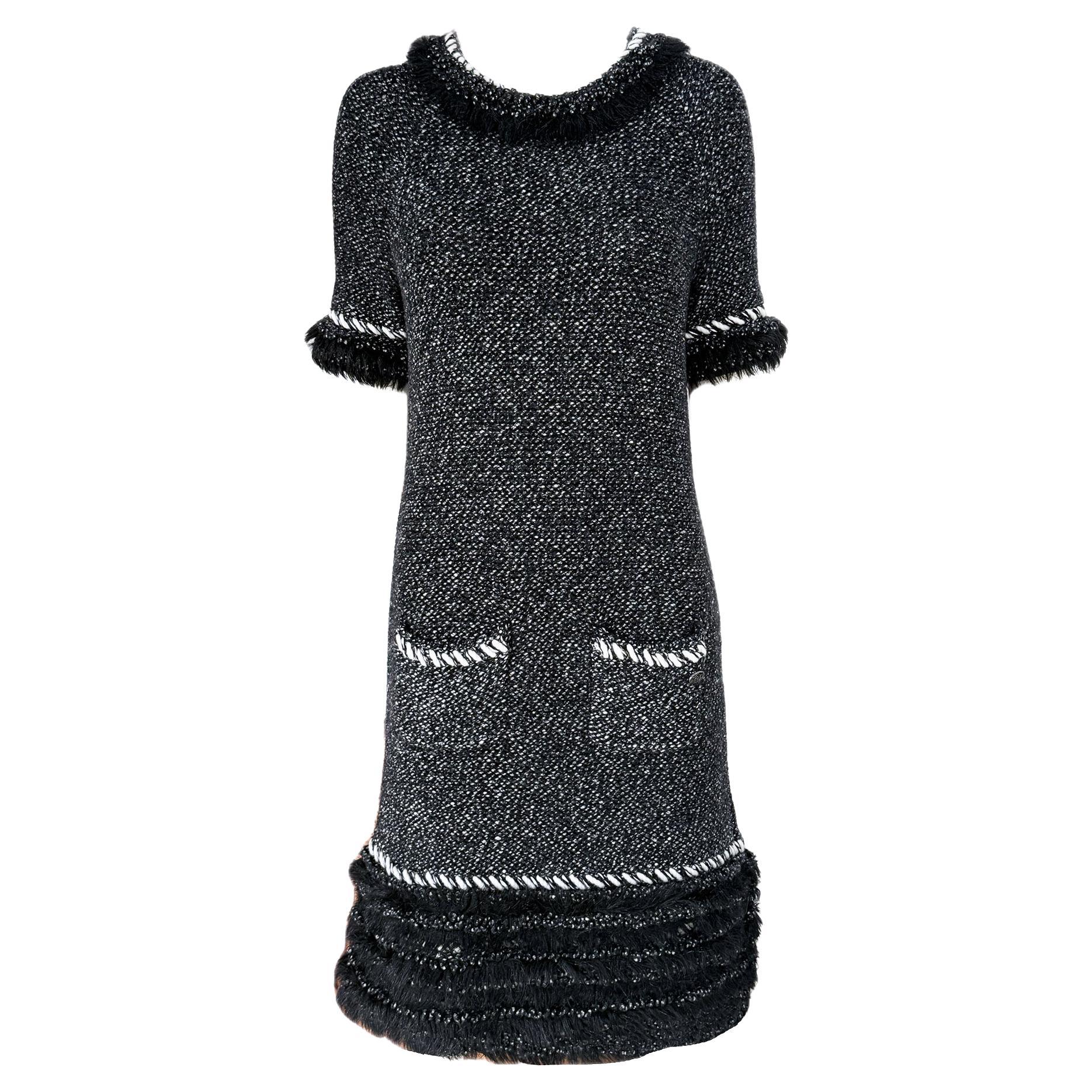 Chanel Arctic Collection Relaxed Style Cashmere Dress 40 FR For Sale