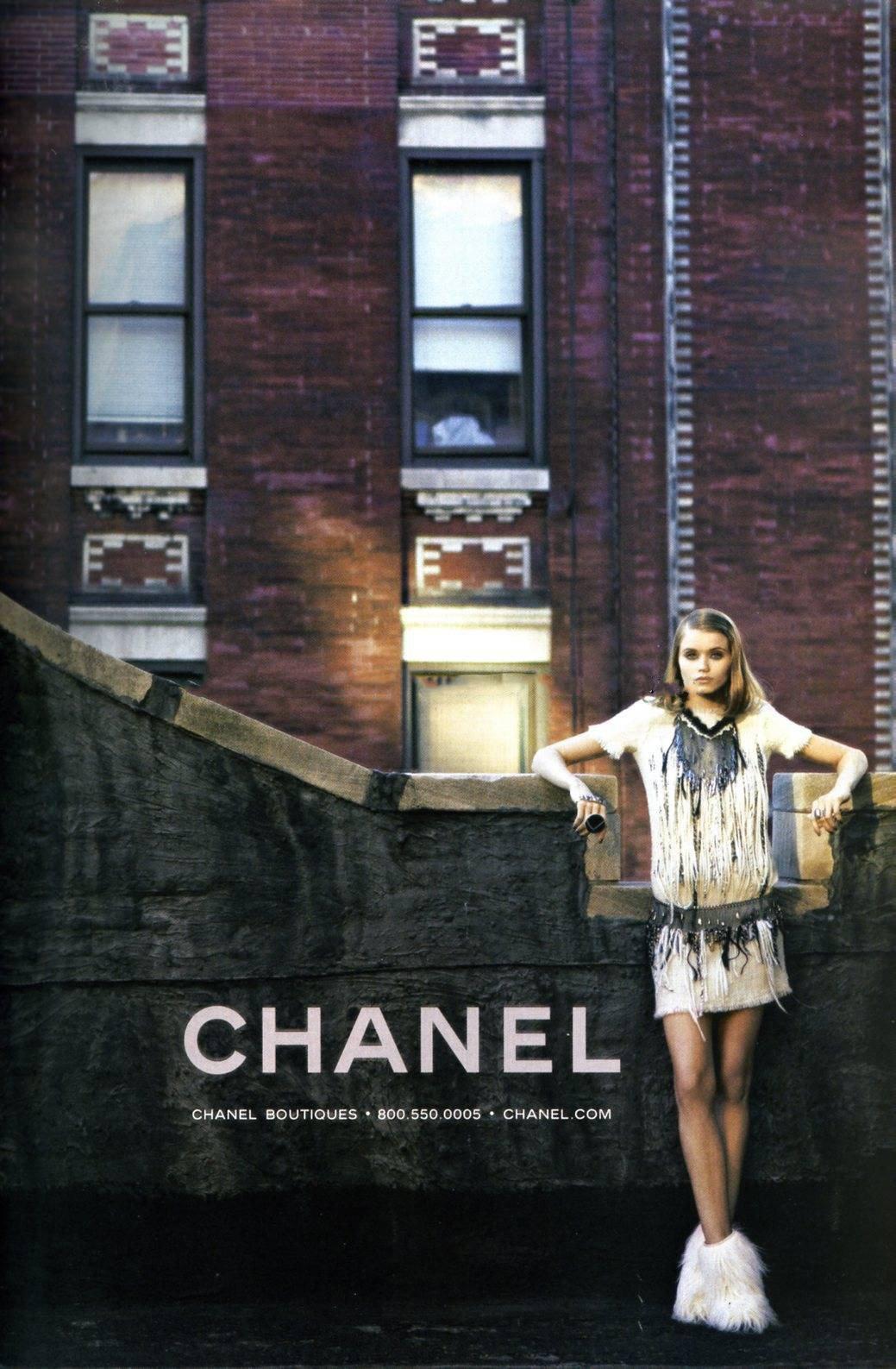 Famous Chanel ecru tweed dress with fringe detail from Ad Campaign of ARCTIC ICE Collection
As seen on many celebs including Kira Knightley!
Size mark 38 FR. Only tried once.
- CC logo charm at waist
- tonal silk lining