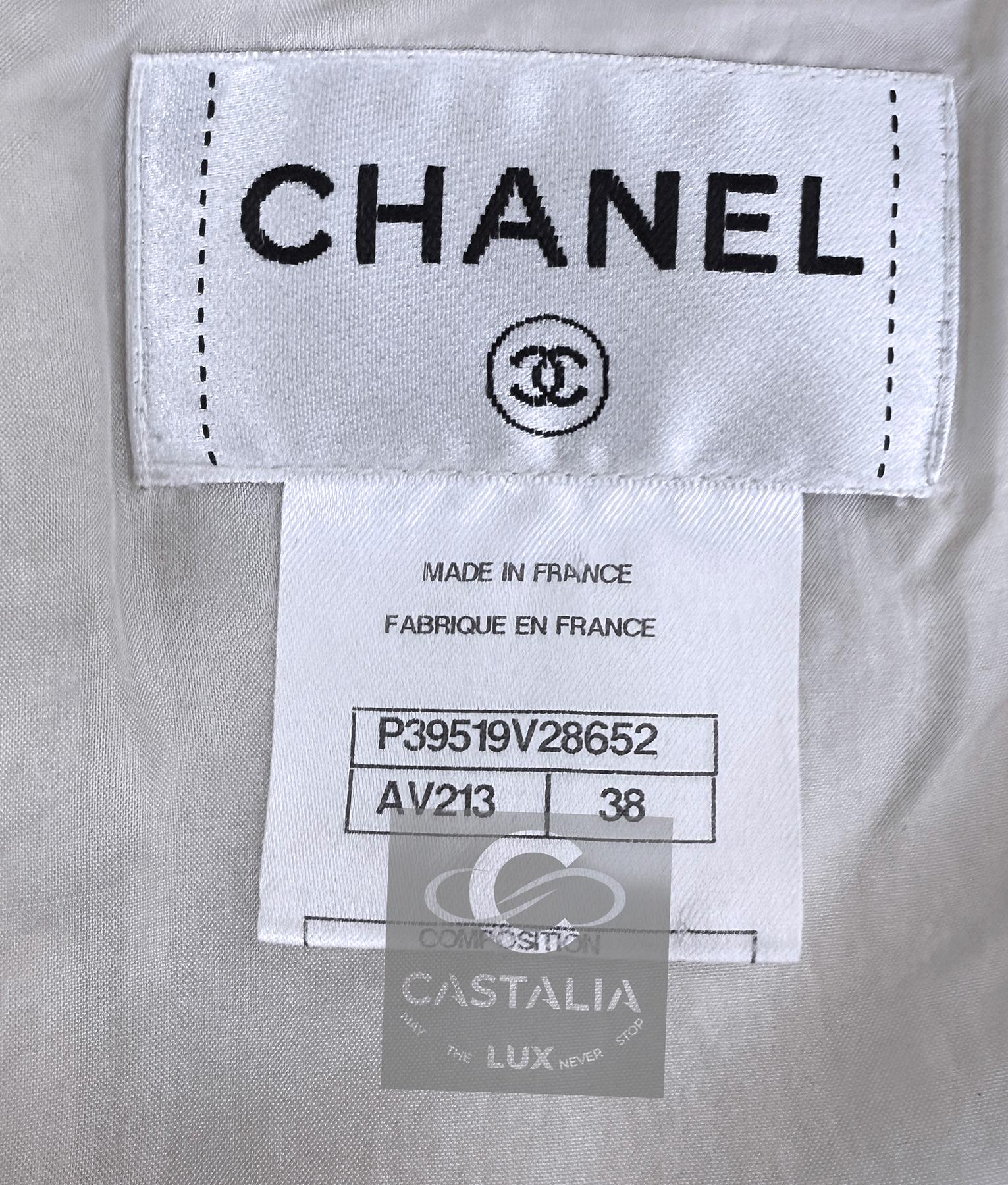 Chanel Arctic Ice Collection Iconic Fringe Tweed Dress 38 FR in vendita 13