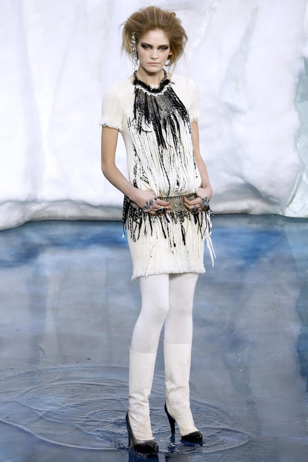 Beige Chanel Arctic Ice Collection Iconic Fringe Tweed Dress 38 FR in vendita