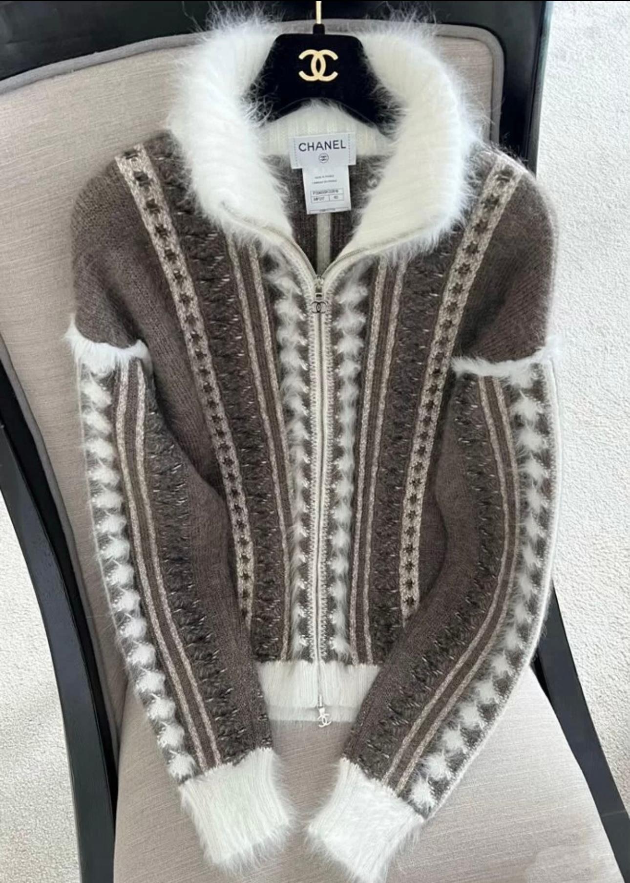 Chanel Arctic Ice Collection Runway Super Cute Knit Jacket In Excellent Condition In Dubai, AE