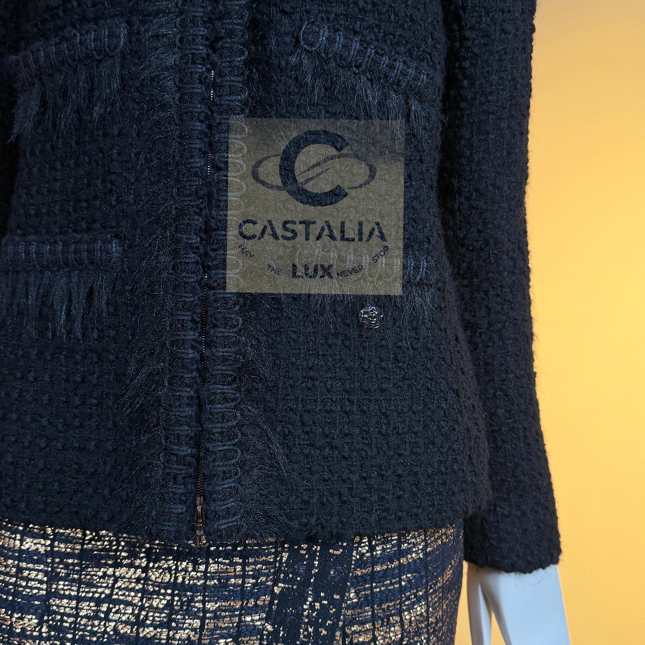 Chanel Chaqueta de tweed negro Arctic Ice Timeless 38 FR en venta 7